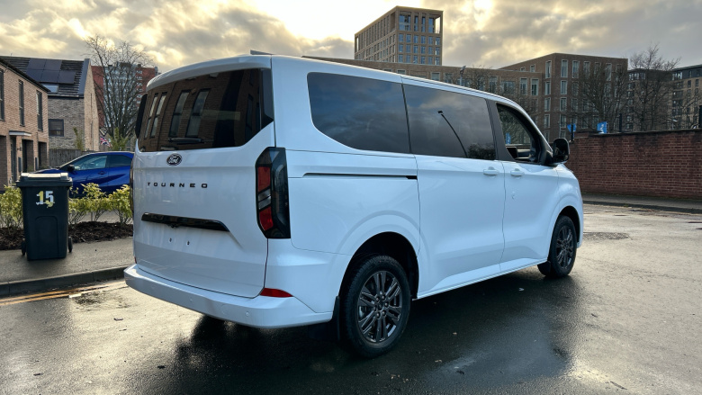 Ford Tourneo Custom 320 L1 Diesel Fwd 2.0 EcoBlue 136ps H1 Titanium 8 seater Auto